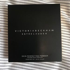Victoria Beckham skin perfecting powder